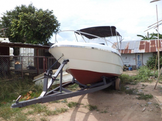 ลดราคาเหลือแค่ 450000 ต้องการขายเรือไฟเบอร์ 22 ฟุต พร้อมเครื่อง YAMAHA 115 Hp