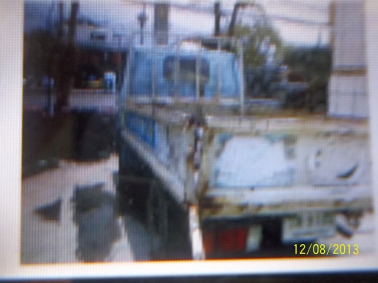 ขาย4ล้อกลาง NHR  เครี่องอิซูสุ2800 CCทะเบียนป้ายเล็ก