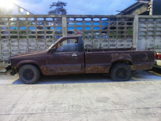 ฟอร์ด มาราธอน ตามสภาพ มีทะเบียนพร้อมชุดโอน