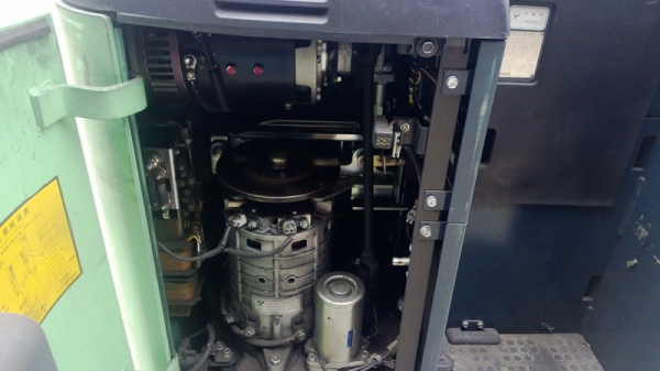 รถไฟฟ้า โตโยต้ารุ่น 7 น้ำหนักยก 2 ตัน เสาสูง 6 /6.5 / 7 เมตร