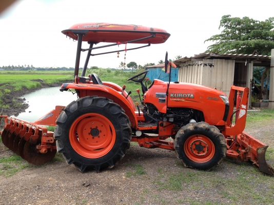 ขาย คูโบต้า  36  ครับ  รถดีรถบกไม่ลงนํ้า สีเดิม พร้อมผาน6*22