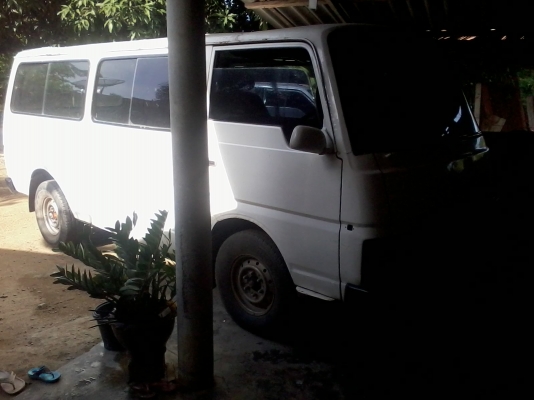 รถตู้ นิสสัน ทะเบียนปี 2527  ทะเบียนขาด 1 ปี สองที่นั่ง ถอดเบาะโดยสาร