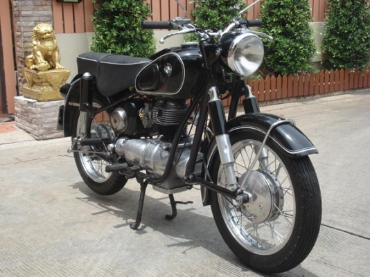 ขาย BMW R26 สวยกริ๊บลายเส้นภูกันเดิมๆเครื่องฟิดใหม่ๆของเดิมติดรถเยอะคับทะเบียนแท้ๆ