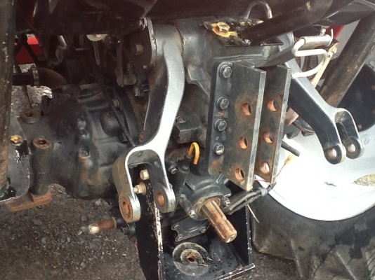 ยันร์ม่า EF453T 4 WD ใบมีดหน้า ทำงาน 654 ชั่วโมง โปรโมชั่นวันแม่ครับ รีบจับจองด่วน