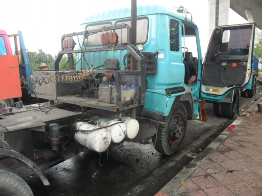 Hino ZM301 หัวลากพร้อมหางพื้นเรียบ