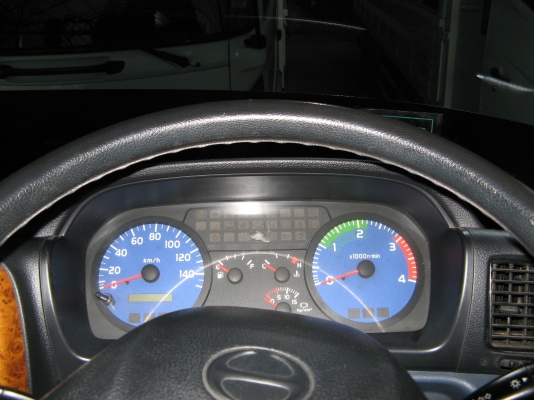 ขาย  6 ล้อ ฮ๊โน่  เมก้า 175 แรง ยาว 5.50  ปี 2005 สภาพสวยเดิมเครื่องดี พร้อมใช้งาน ชมก่อนได้ครับ สนใจติดต่อ 081-9425443