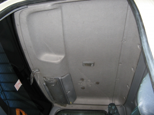 ขาย  6 ล้อ ฮ๊โน่  เมก้า 175 แรง ยาว 5.50  ปี 2005 สภาพสวยเดิมเครื่องดี พร้อมใช้งาน ชมก่อนได้ครับ สนใจติดต่อ 081-9425443