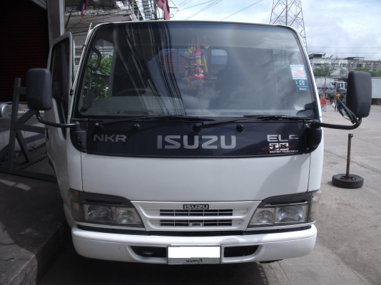 ขายisuzu สี่ล้อเล็ก สีขาว  ประกอบนอก กระจกไฟฟ้า ไม่ติดเวลา 450000