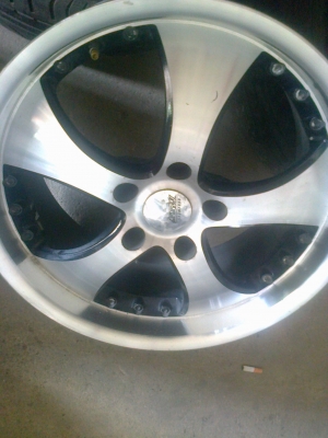 ล้อขอบ17 5รู 114.3 4วง 8000