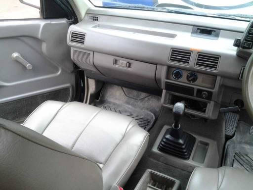 มือเดียวป้ายแดง  รถสวยเดิมบางทั้งคัน  ไม่มีผุ