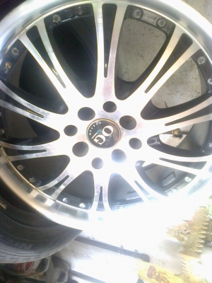 ล้อขอบ 17 4รู100/114.3  4วง ราคา8000