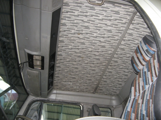 ขาย 6ล้อ ฮีโน่ สิงห์ไฮเทค 195 แรง ยาว 4.50  สภาพสวยเดิมเครื่องดี พร้อมใช้งาน ชมก่อนได้ครับ สนใจติดต่อ 081-9425443