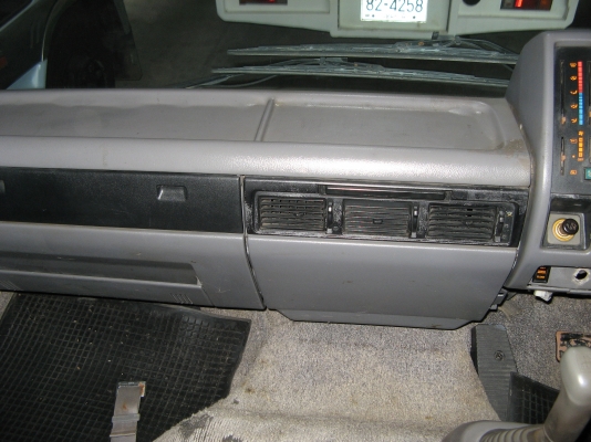 ขาย 6ล้อ ฮีโน่ สิงห์ไฮเทค 195 แรง ยาว 4.50  สภาพสวยเดิมเครื่องดี พร้อมใช้งาน ชมก่อนได้ครับ สนใจติดต่อ 081-9425443