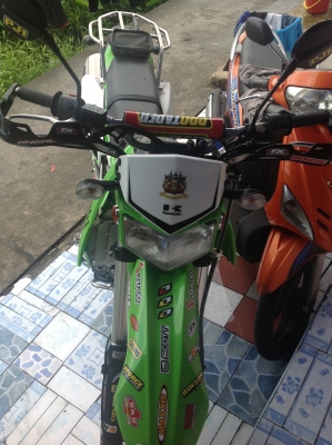 ขาย Kawasaki KLX250 ปลายปี 09 ไมล์ 10000 ไม่มีเวลาขี่ เสียดายเลยขาย ขาย Kawasaki KLX250 ปลายปี 09 ไมล์ 10000 ไม่มีเวลาขี่ เสียดายเลยขาย