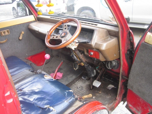 กะป๊อไดฮัทสุ Hijet s65 ป้ายดำขายแต่ตัวรถครับ ทบ.แยกขายไปแล้ว ถูกมากๆ กทม