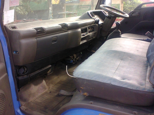 (ลดราคาอีก)ขาย NQR ยาว 5.5 เมตร เครื่องดีเดินนิ่ม แชชซีสวย เอกสารพร้อมโอน ภาษี 57 (ลดราคาอีก)ขาย NQR ยาว 5.5 เมตร เครื่องดีเดินนิ่ม แชชซีสวย เอกสารพร้อมโอน ภาษี 57