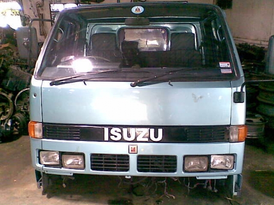 ขายหัวเก๋งอีซูซุ NKR หัวเก่ายกลง สภาพสวย อุปกรณ์ครบ