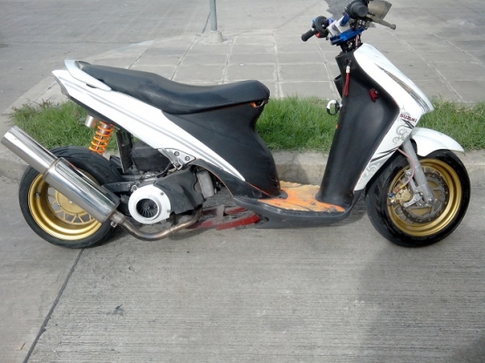 ลดราคาสเต็ป แนวๆ 12000ครับ ลดราคาสเต็ป แนวๆ 12000ครับ