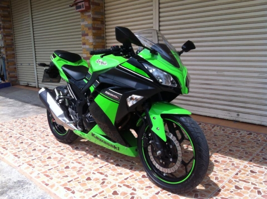 Kawasaki ninja 250 ปี2013 รถ 7เดือน รถวิงน้อย4,131โล สภาพป้ายแดง โฉมใหม่ล่าสุด