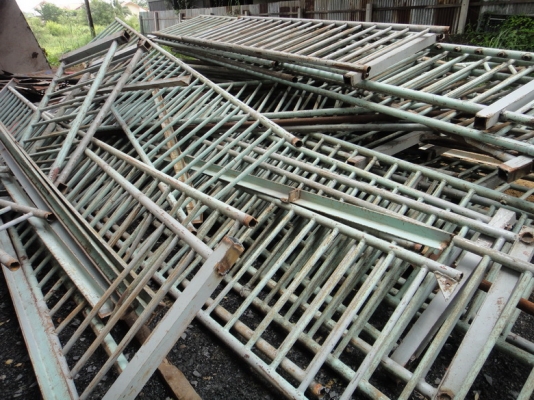 เหล็กโครงรั้ว  แข็งแรง ถูกกว่าซื้อใหม่เยอะ