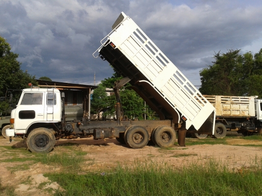 ขายสิบล้อ hino f18 สองเพลา ราคาต่อรองได้