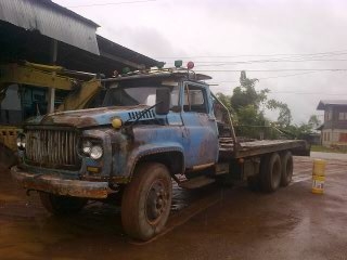 Nissan UD เพลาเดียว สโลว์กลาง ขึ้น 200 ได้ ไม่มีเล่มนะคับ