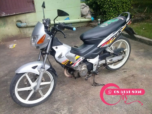 ขาย SONIC สตาร์ทมือ ปี 45 ล้อแม็คแท้ๆ เครื่องแน่นๆ แีรงดี ทะเบียนไม่ขาด