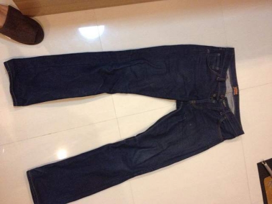 ฝากประมูล Bigjohn และเสื้อผ้าแบรนดเนมหน่อยครับผม หมดวันที่ 13 ครับ