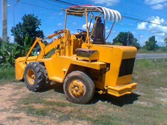 ขายรถตัก TCM สภาพสวยพร้อมใช้ ติดต่อได้ที่คุณ อ๊อฟ พิจิตร 086-737-9991 ขายรถตัก TCM สภาพสวยพร้อมใช้ ติดต่อได้ที่คุณ อ๊อฟ พิจิตร 086-737-9991