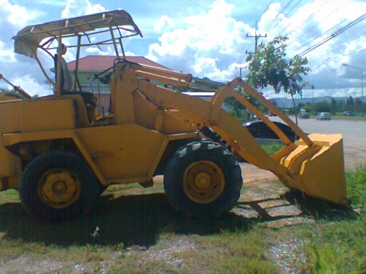 ขายรถตัก TCM สภาพสวยพร้อมใช้ ติดต่อได้ที่คุณ อ๊อฟ พิจิตร 086-737-9991 ขายรถตัก TCM สภาพสวยพร้อมใช้ ติดต่อได้ที่คุณ อ๊อฟ พิจิตร 086-737-9991