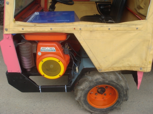 รถขนย้ายสินค้าเกษตร 4 WD