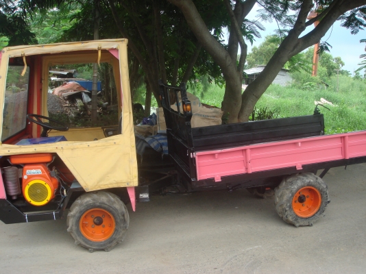 รถขนย้ายสินค้าเกษตร 4 WD