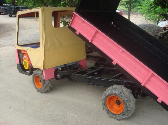 รถขนย้ายสินค้าเกษตร 4 WD