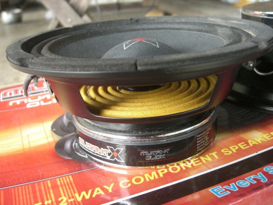 ลำโพงแยกชิ้น2ทาง Mutant Audio X Click 6.5" สภาพดี