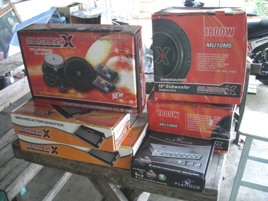 ลำโพงแยกชิ้น2ทาง Mutant Audio X Click 6.5" สภาพดี