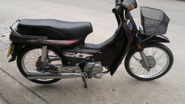 Wave125S เครื่องเดิมๆ 12500 บาท