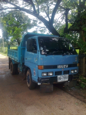 ขายรถ 6ล้อดั๊มเล็ก 3คิว