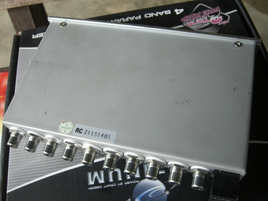 ปรีแอมป์ Platinum 4 Band Parametic PT-EURO4