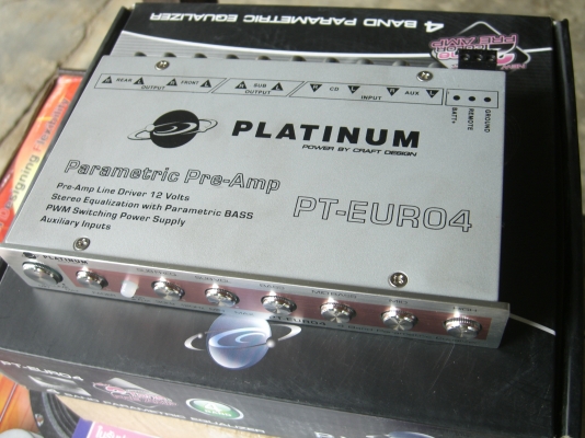 ปรีแอมป์ Platinum 4 Band Parametic PT-EURO4