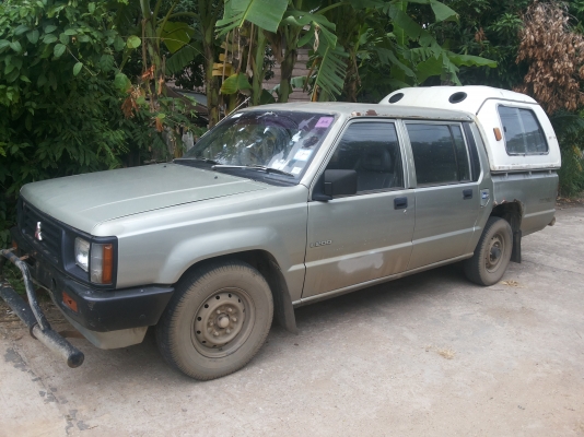 ขาย L 200 สี่ประตู ตัวหายาก เครื่อง/ช่วงล่างเยี่ยม