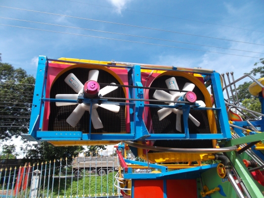 รถเกี่ยวข้าวซุปเปอร์บิท ผจญศึก ใหม่ 2556 สามารถสั่งจองได้่!! รถเกี่ยวข้าวซุปเปอร์บิท ผจญศึก ใหม่ 2556 สามารถสั่งจองได้่!!