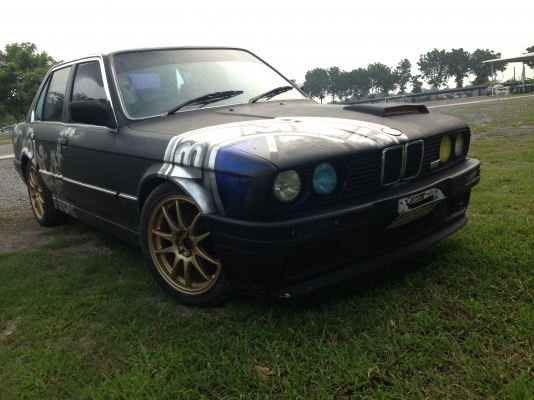 ขายBmw 316 เครื่องj+ติดแก๊ส 5900 ลดแล้ววันนี้