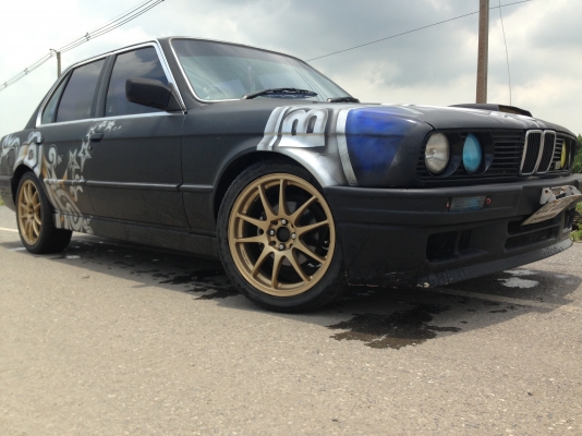 ขายBmw 316 เครื่องj+ติดแก๊ส 5900 ลดแล้ววันนี้