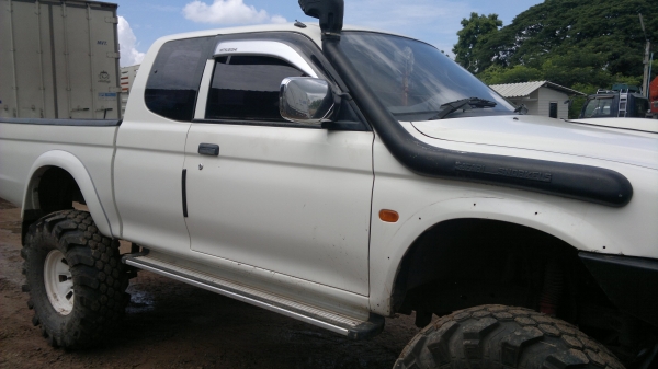 ขายด่วน โฟร์วีล ออฟโรด MITSUBISHI STADA 2800  เทอร์โบ