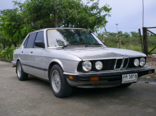 ขาย BMW 520i SERIES 5 ขาย BMW 520i SERIES 5