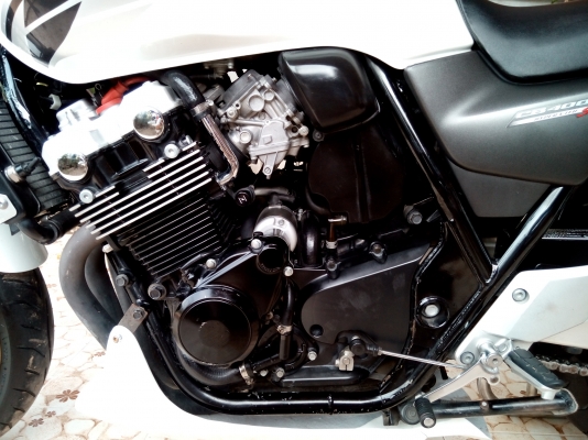 ขายCB400ปี2005อินวอย+สรรพสามิต ราคา122000 เครื่องดีมากสีสวยๆ ขายCB400ปี2005อินวอย+สรรพสามิต ราคา122000 เครื่องดีมากสีสวยๆ