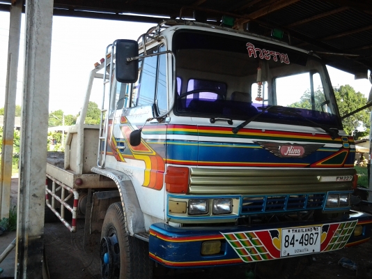 มีเทรลเลอร์ สิบล้อรับจ้าง ขนย้าย