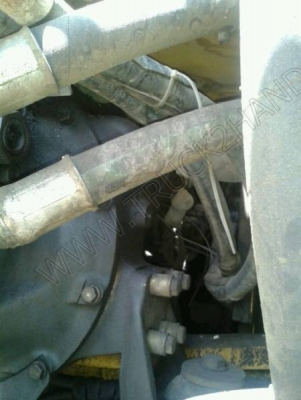 รถแบคโฮ ยี่ห้อ KOMATSU PC200 รุ่น 8