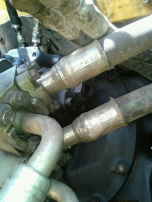 รถแบคโฮ ยี่ห้อ KOMATSU PC200 รุ่น 8