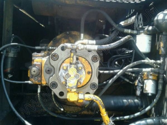 รถแบคโฮ ยี่ห้อ KOBELCO SK07(905)